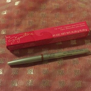 💋💄Mary Kay NEUTRAL Signature Lip Liner New inbox